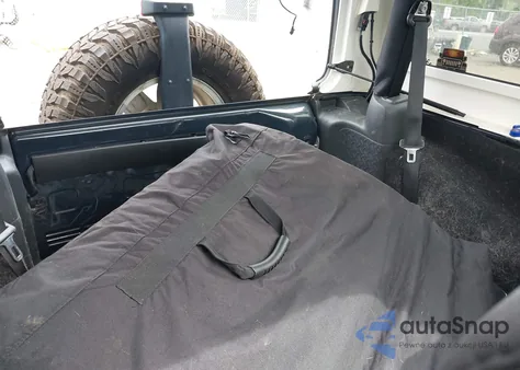 2016 Jeep Wrangler Sport z USA, uszkodzony, nr VIN 1C4AJWAG9GL239913